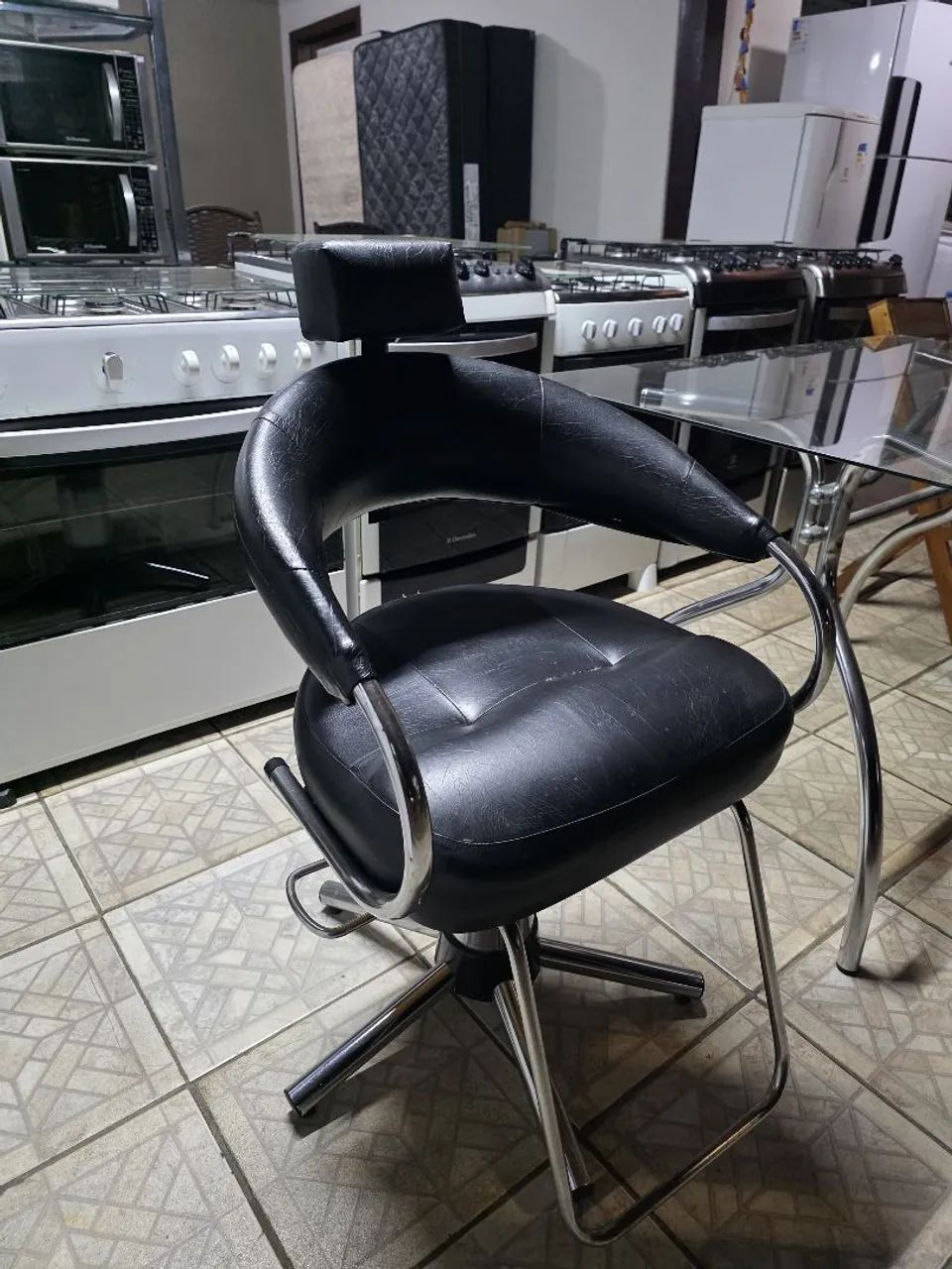 Cadeira para Salão de Beleza/cabeleireiro  + entrega grátis em Sorocaba.  - Foto 2