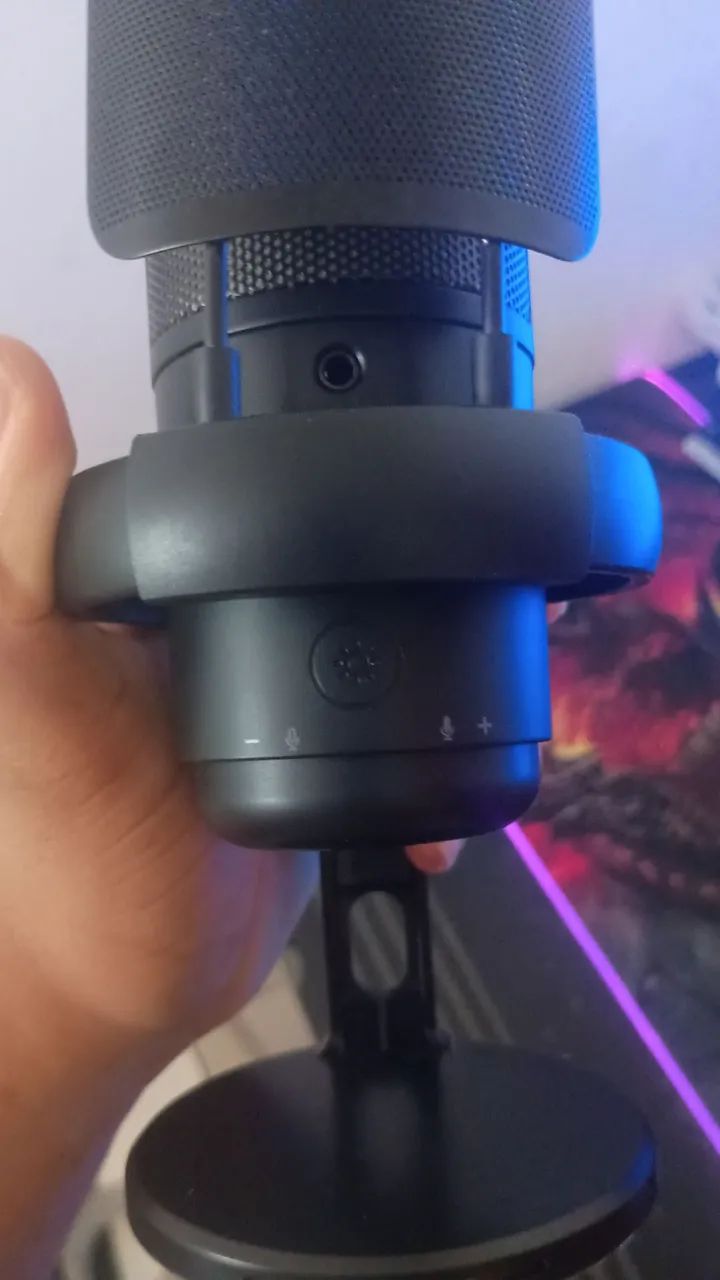 Vendo microfone ME6P com RGb com touch - Foto 4