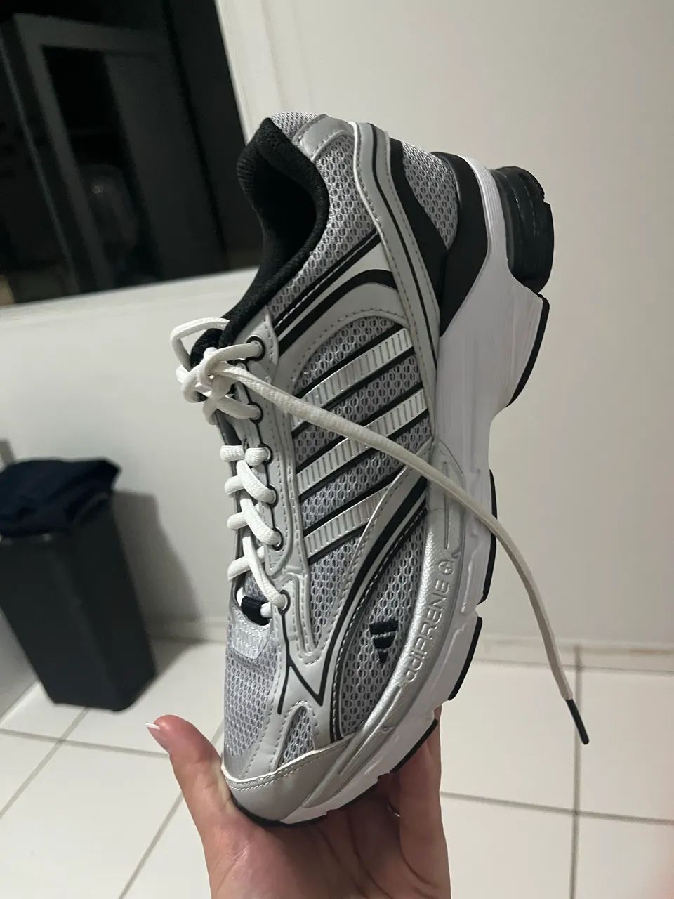 Tênis adidas - Foto 2