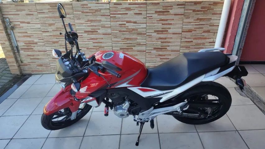 CB 250cc Twister 2017 - Foto 2