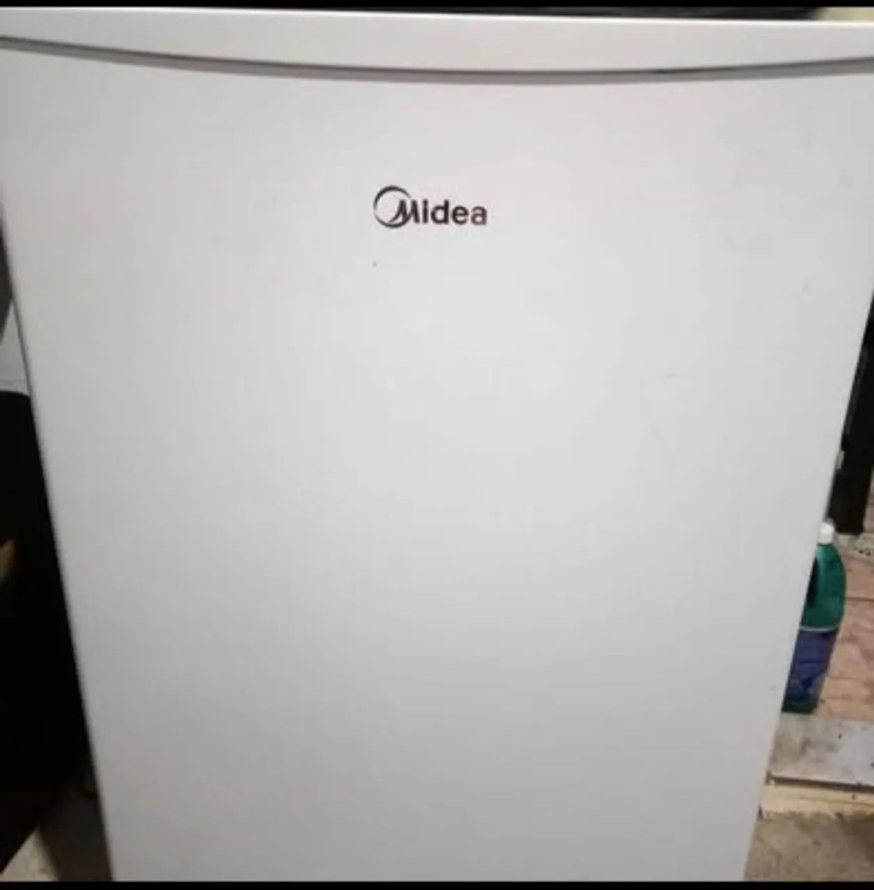 Frigobar midea 