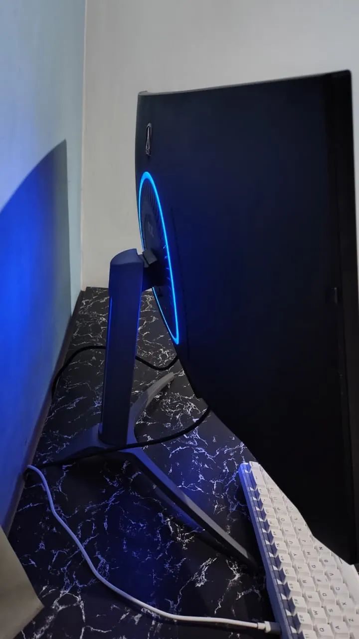 Monitor agon 31,5? 165hz  - Foto 3