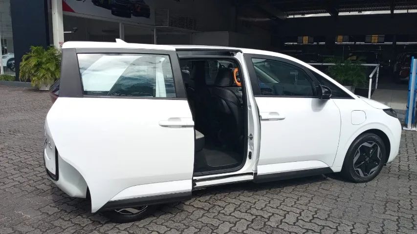 BYD D1 EV (elétrico) 2023 - Foto 4