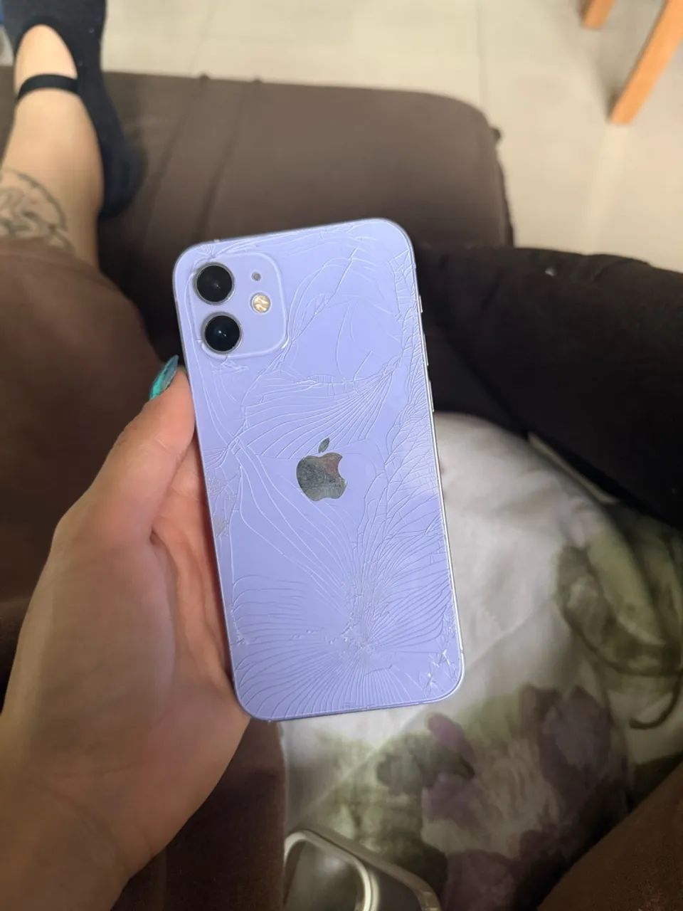 Vende-se Iphone 12 usado  - Foto 4