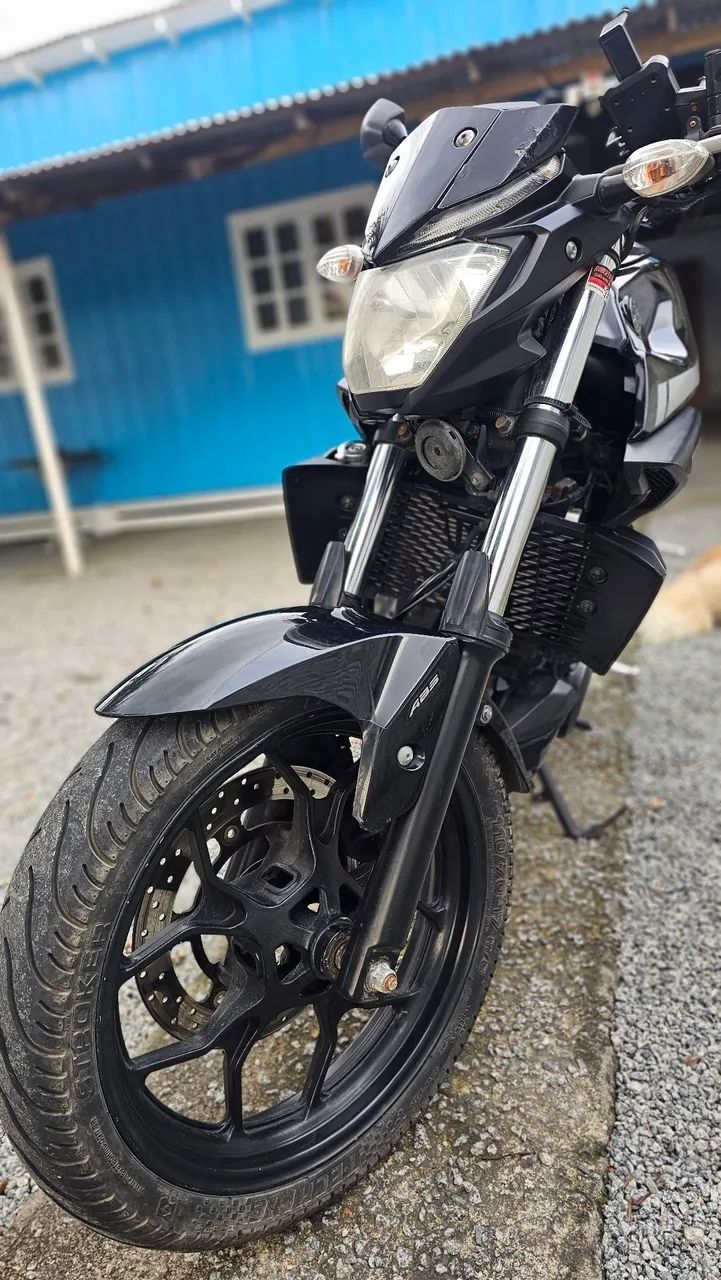 MT-03 all Black 2019 - Foto 2
