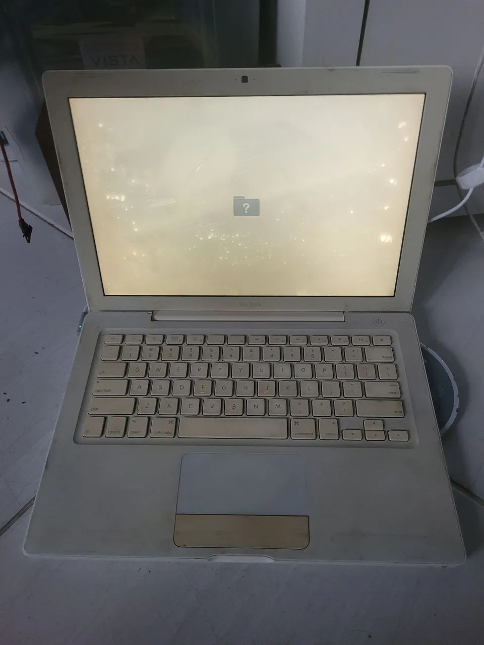 Macbook write 2007 2gb ram liga ok tela.com detalhes
