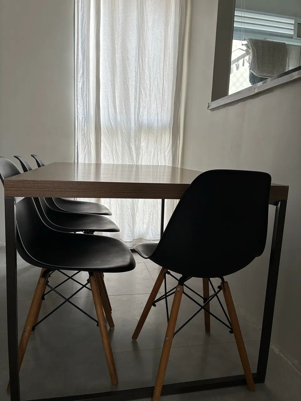 Mesa de jantar estilo industrial  - Foto 2