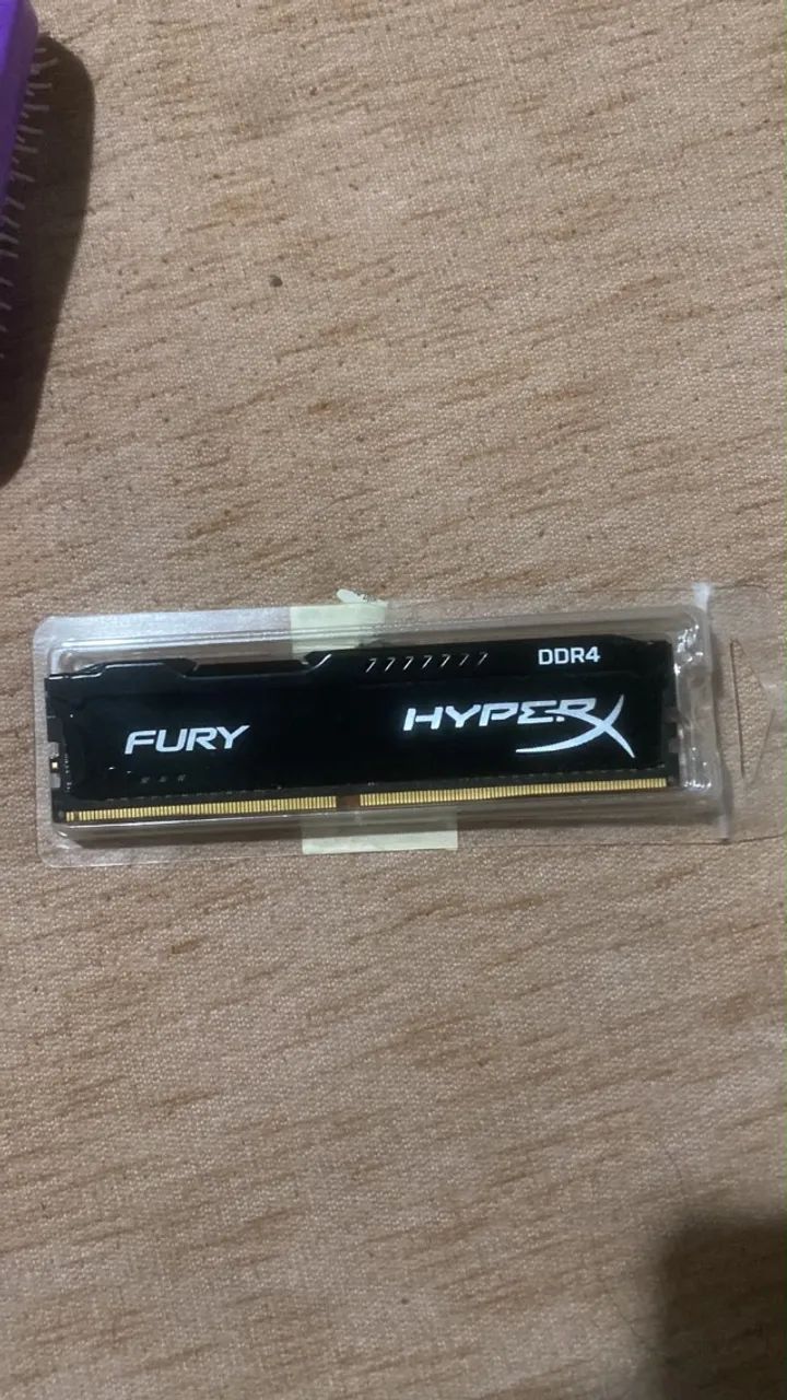 Memória RAM Fury preto 4GB 1 HyperX 