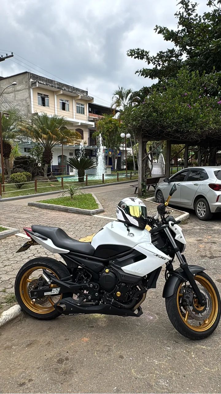 XJ6 N 2013  - Foto 3