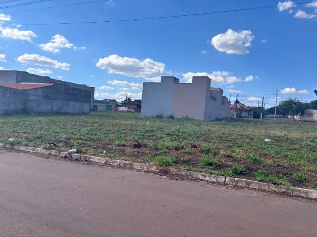 LOTE RESIDENCIAL 14 BIS TRINDADE - Foto 3