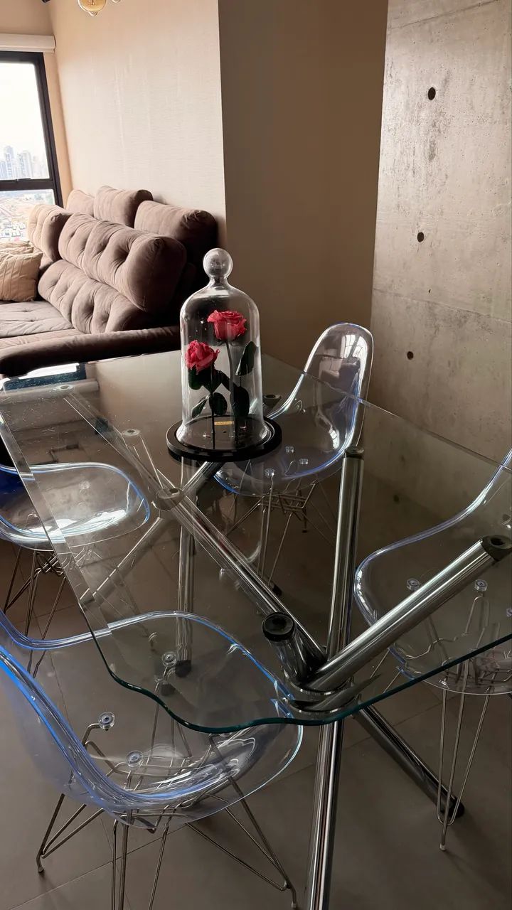Mesa de Jantar de Vidro 1,60m + 4 Cadeiras Transparentes