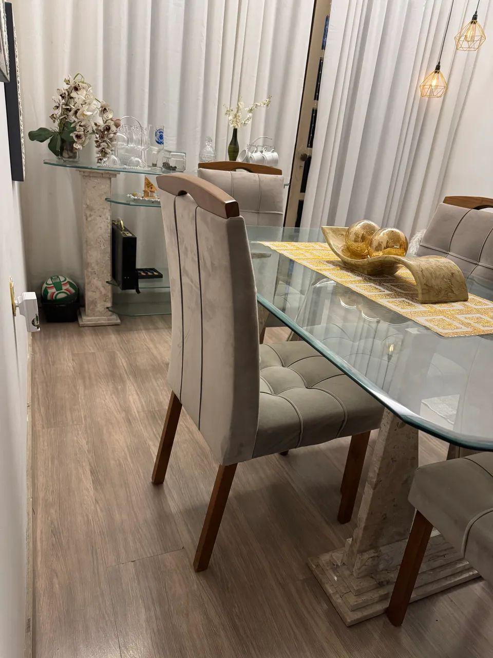 Mesa de jantar 4 cadeiras com aparador  - Foto 5