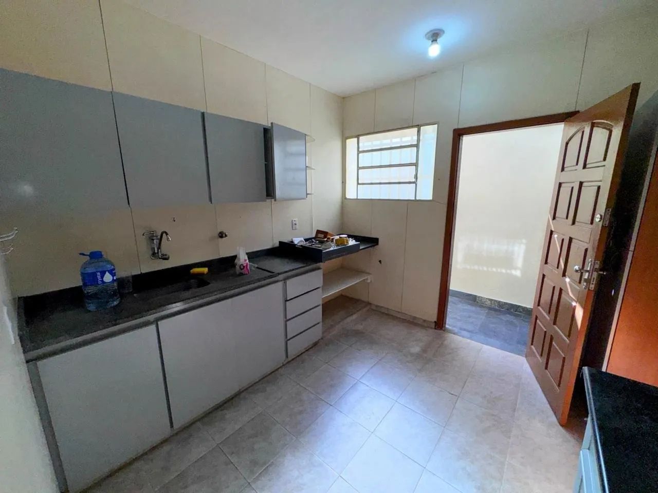 Casa comercial no bairro Vila Cloris próximo ao Opa Supermercados - Foto 4