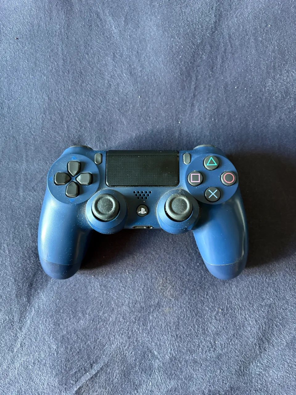 PlayStation 4 / Ps4 com controle e 3 jogos - Foto 3