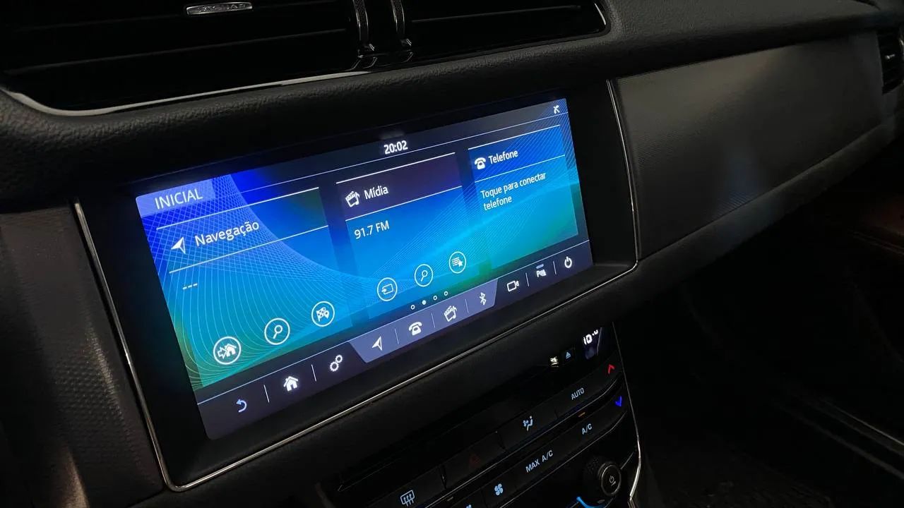 Jaguar XF 2.0 Turbo 16V 240cv Aut., foto 14 de 20