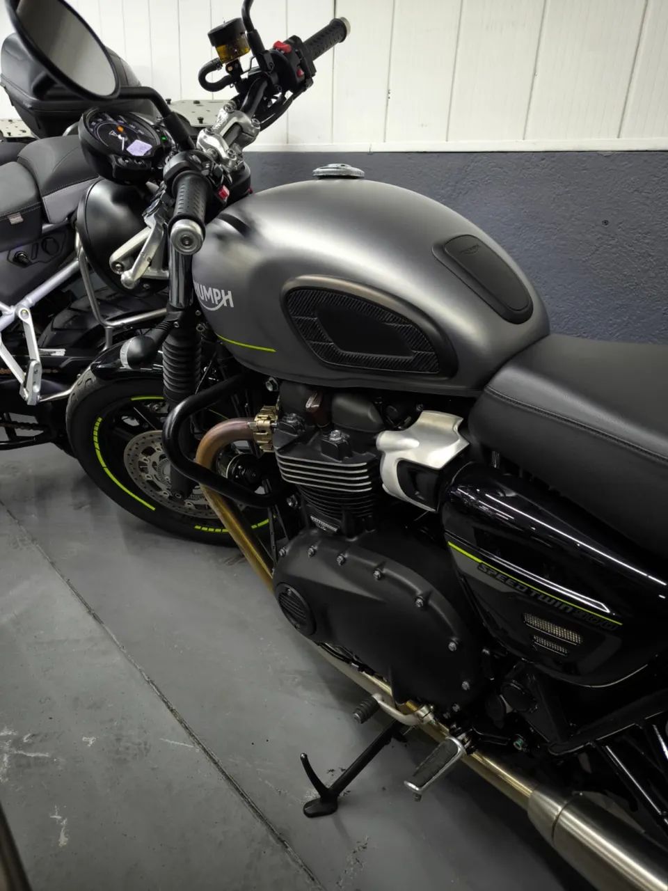 Triumph Speed Twin 2023 - Foto 4