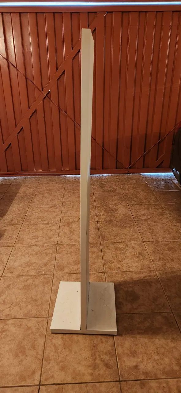 Totem de Madeira 