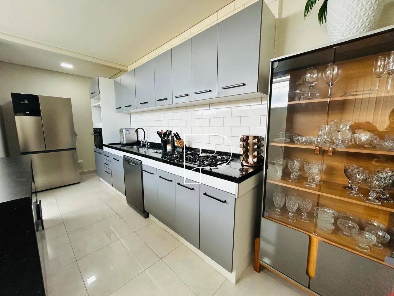 Casa Mobiliada à Venda no Condomínio Terra Nobre  Granja Viana - Foto 7