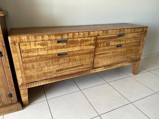 VENDO BUFFET/APARADOR DE MADEIRA - Foto 4