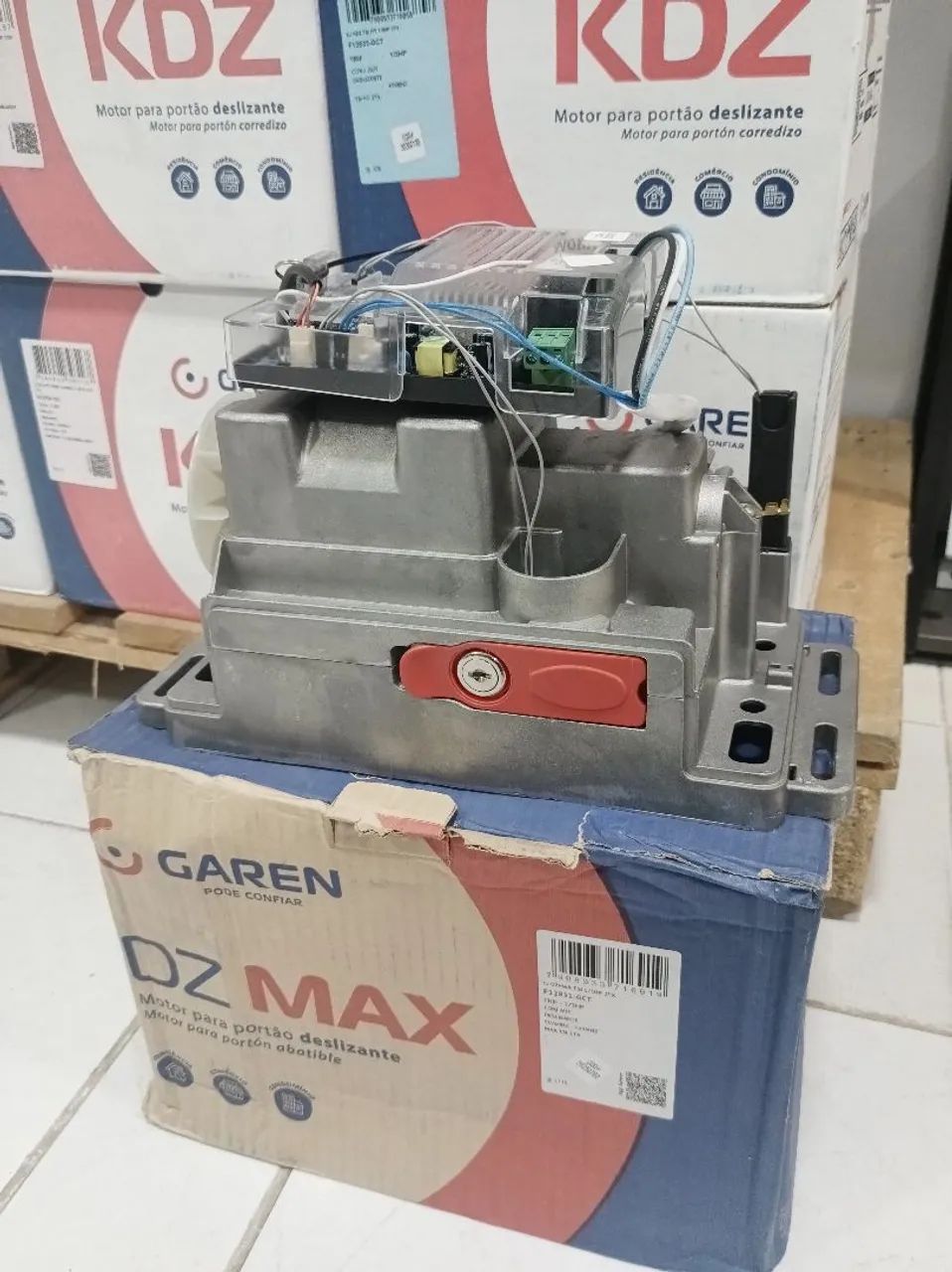 Motor para portão Garen DZ Max TSI 1/3HP com instalação já inclusa, F12831-GCT - Foto 4