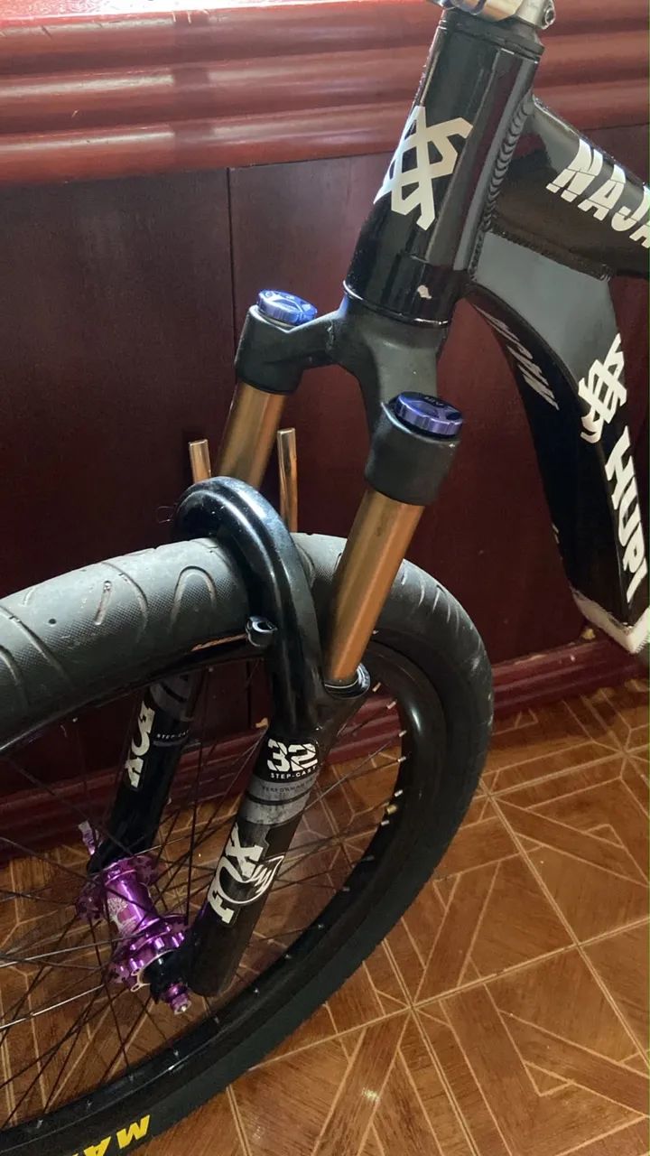 Vendo suspensão fox