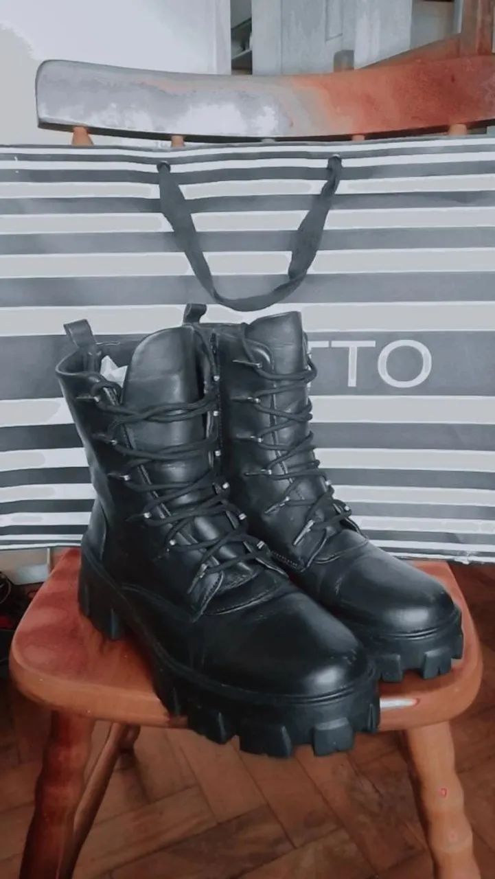 Bota estilosa - Foto 4