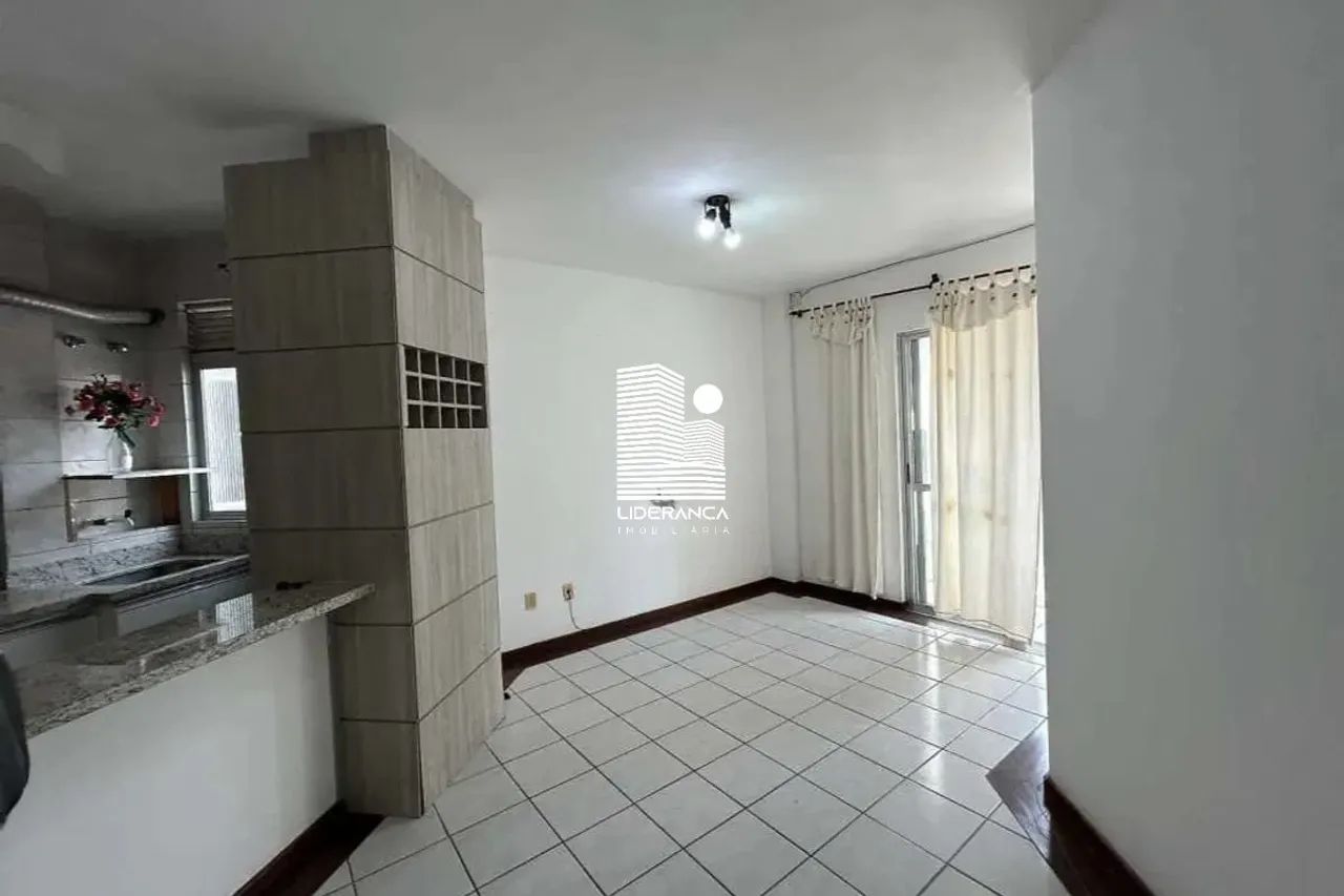 Apartamento, Estreito, 02 Dormitórios/01 Suíte