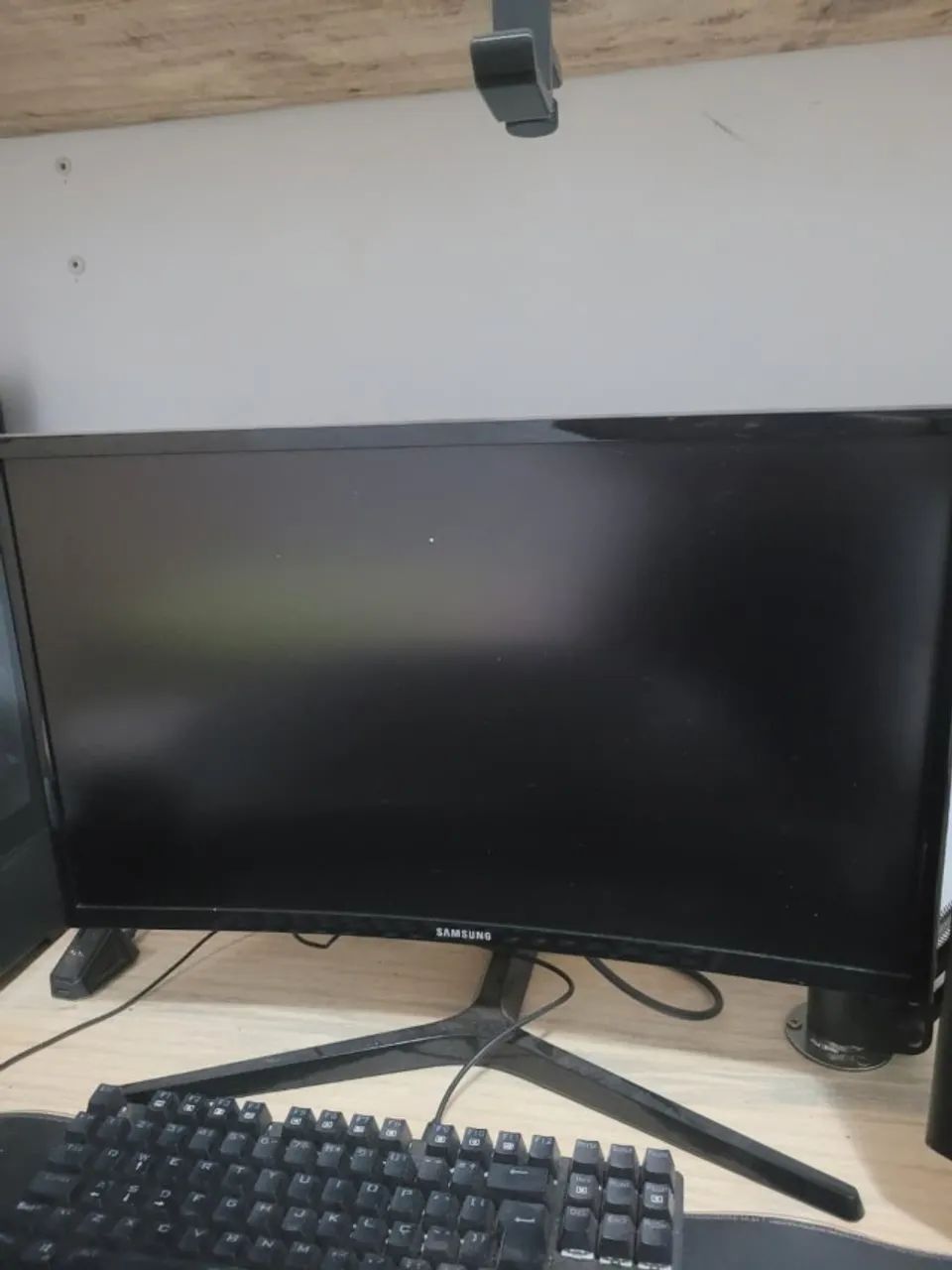 Monitor Curvo 24POL   - Foto 3