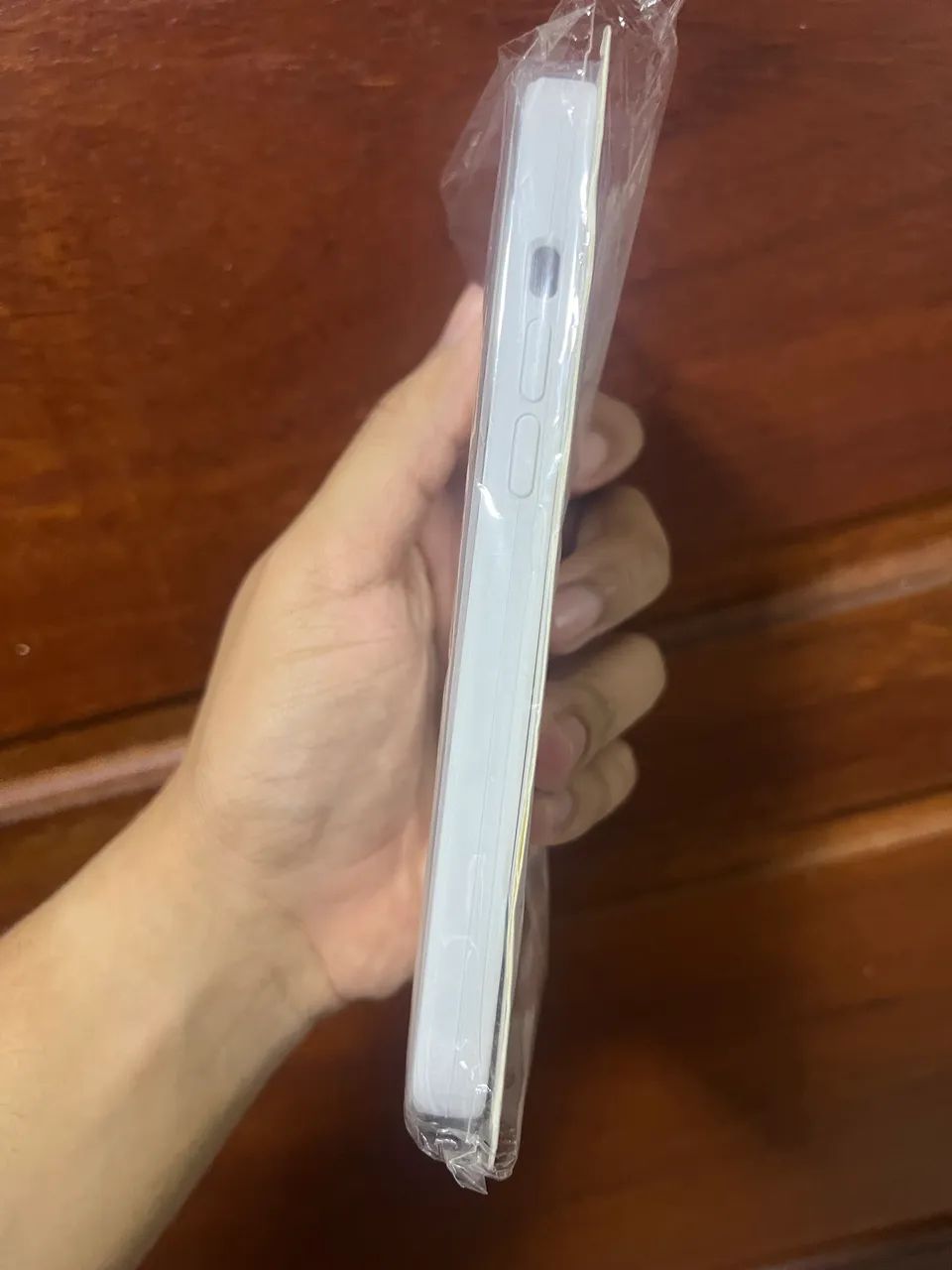 Capa silicone aveludada para iPhone 13 Pro Max  - Foto 3