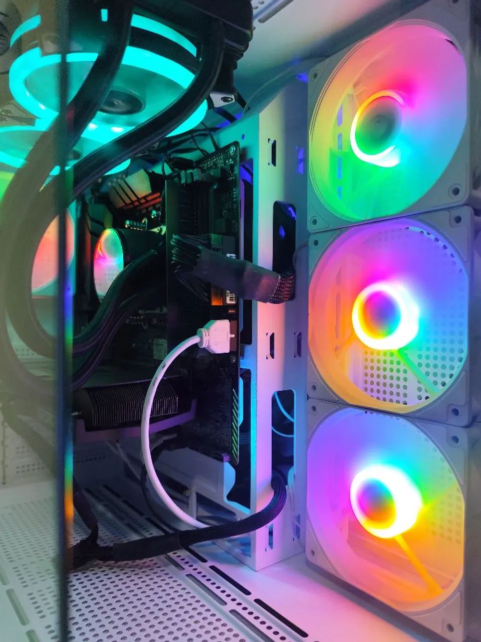 PC GAMER Ryzen 9 5900XT - Foto 3