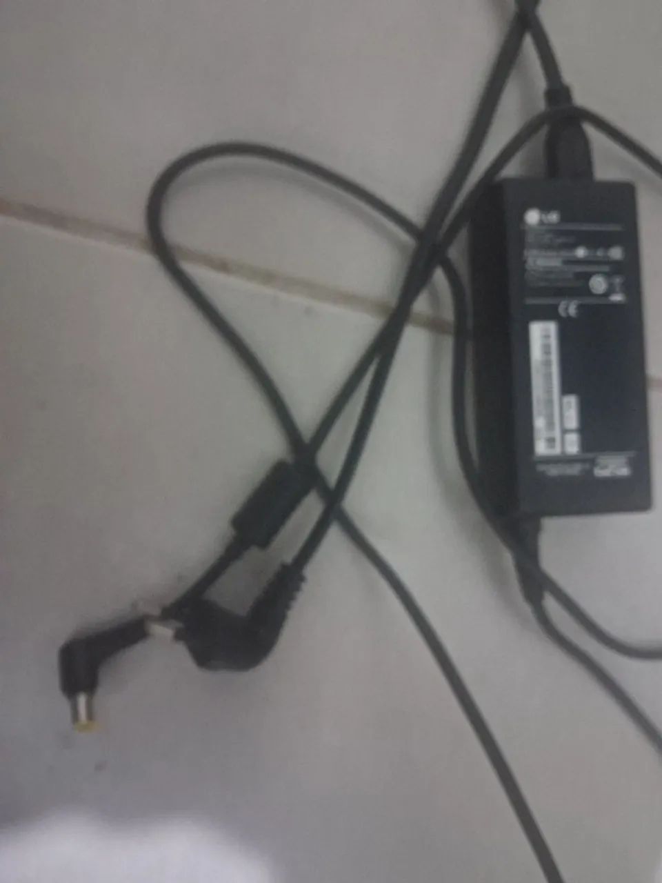 Televisão LG m2631d Usada (Mais de 10 anos, mas ainda funciona) - Foto 2