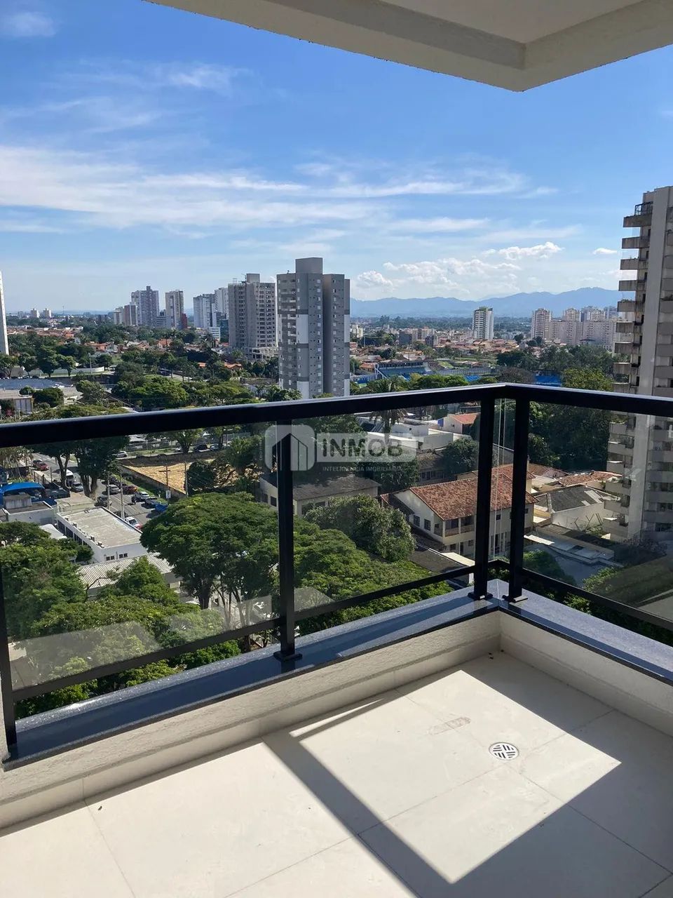 Edifício Tulm -Apartamento para venda com 2 Dormitórios - Taubaté/ SP.