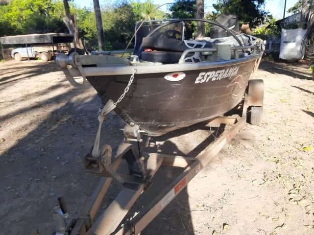 BARCO EM EXCELENTE ESTADO COM MOTOR., CARRETA E DOCUMENTOS! - Foto 4