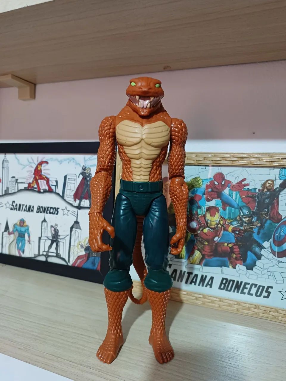 Lagarto 30 cm original marca Hasbro  - Foto 2