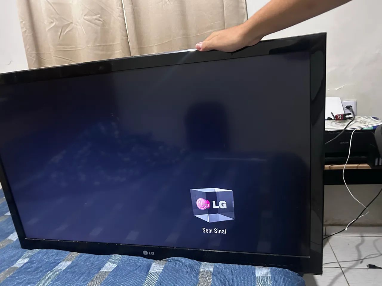xbox one fat 500 gb - tv 38 polegadas - Foto 2