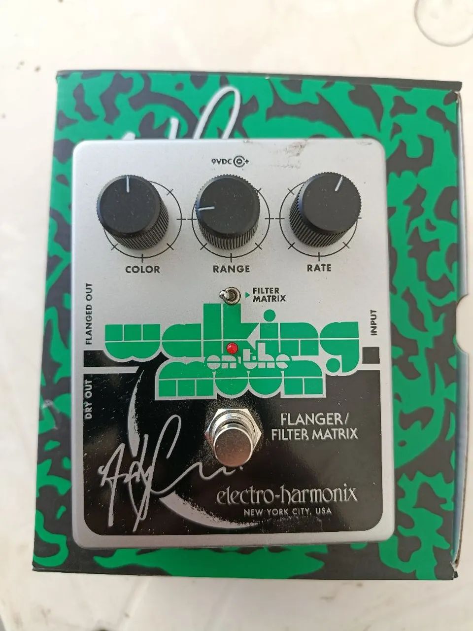 EHX Walking in the Moon 