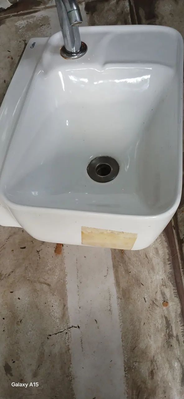 Pia  de banheiro  - Foto 4
