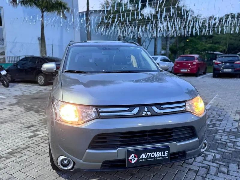 Mitsubishi Outlander 3.0/ GT 3.0 V6 Aut., foto 12 de 14