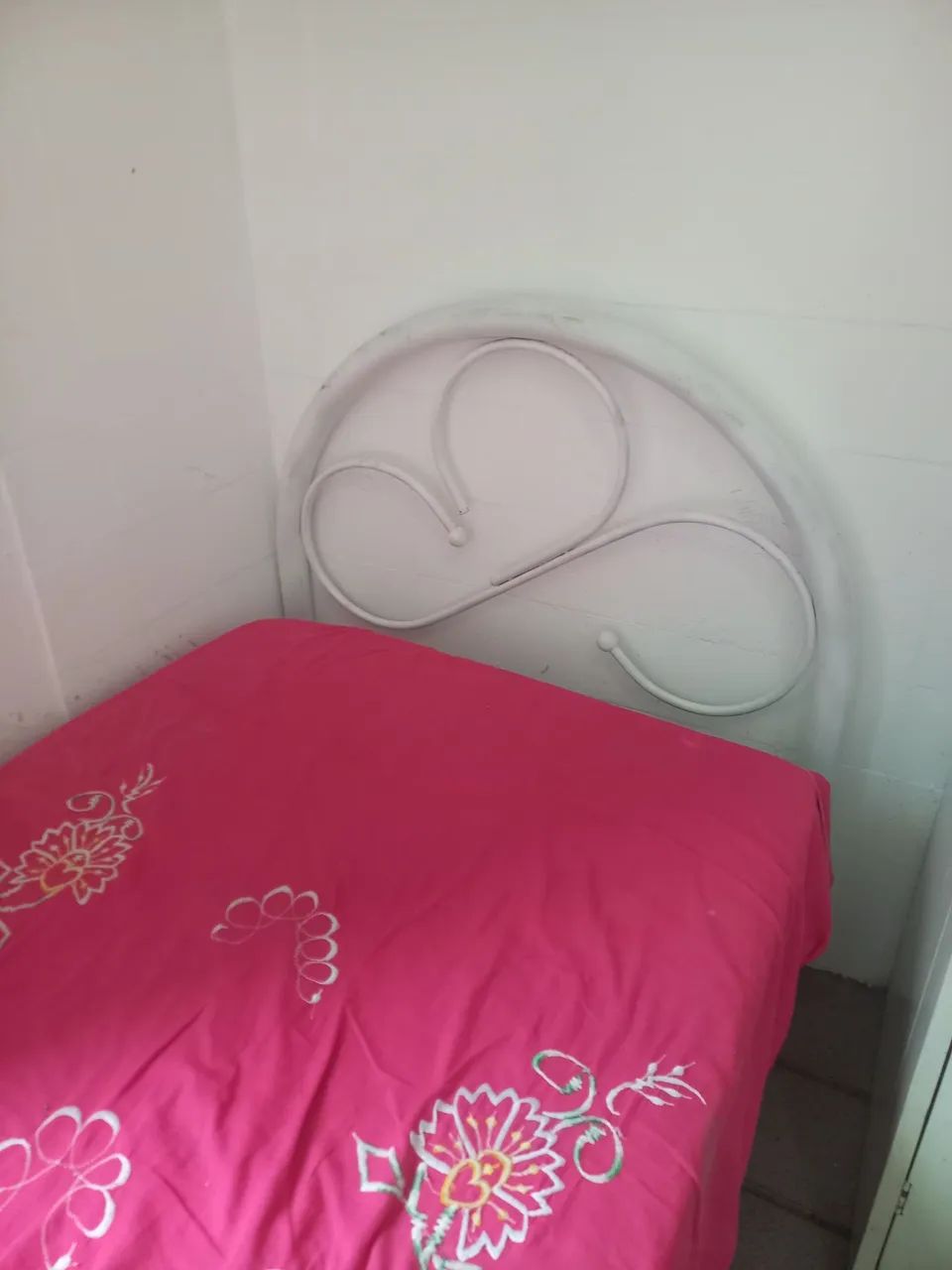 Vendo Cama Solteiro de Ferro  - Foto 2