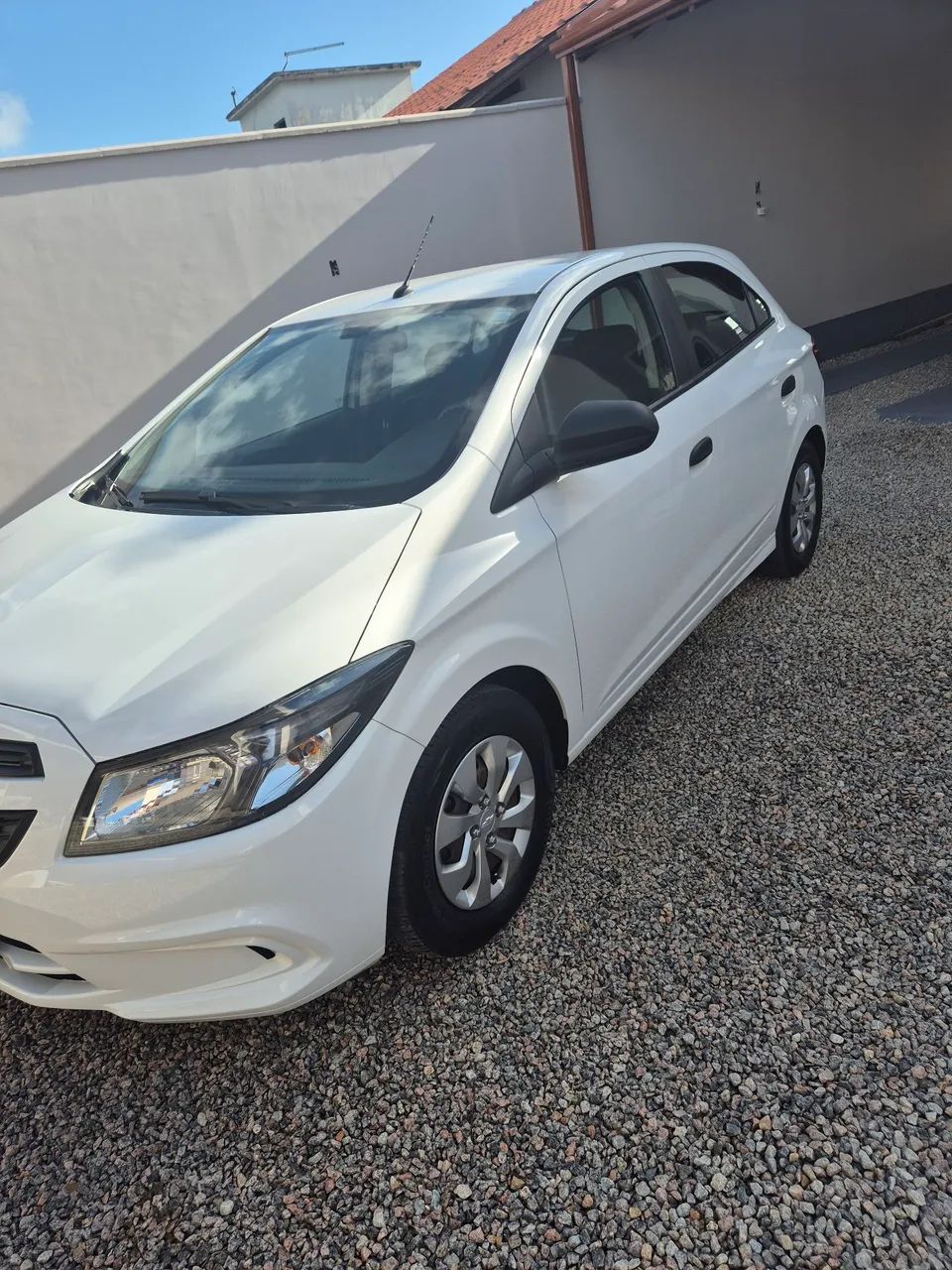 Chevrolet Onix JOY Hatch 1.0 8V Flex Mec. 4P 2019