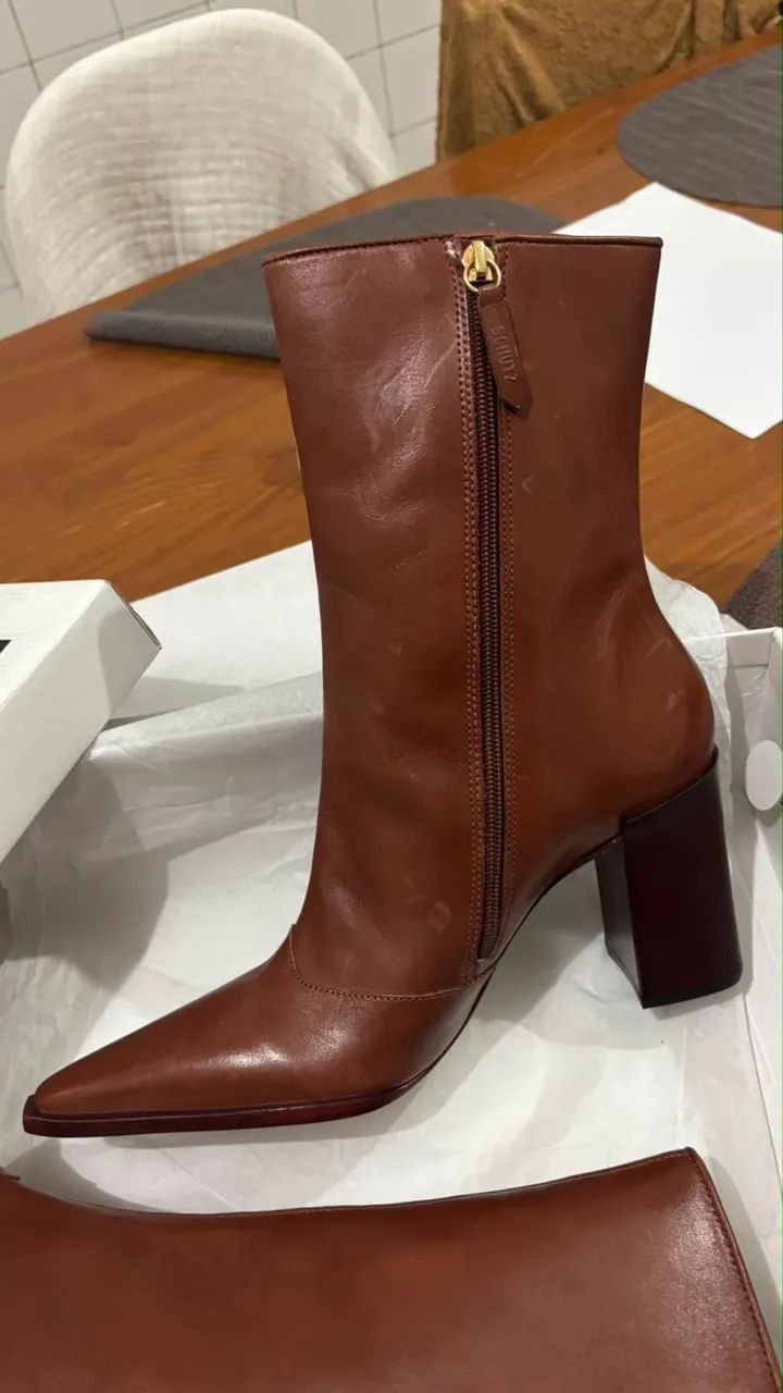 Bota de couro marrom Schutz - Foto 2