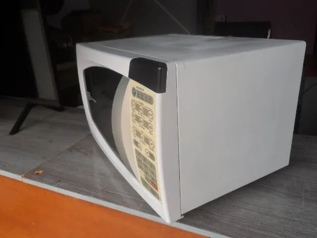 Microondas Electrolux 20L - Foto 4