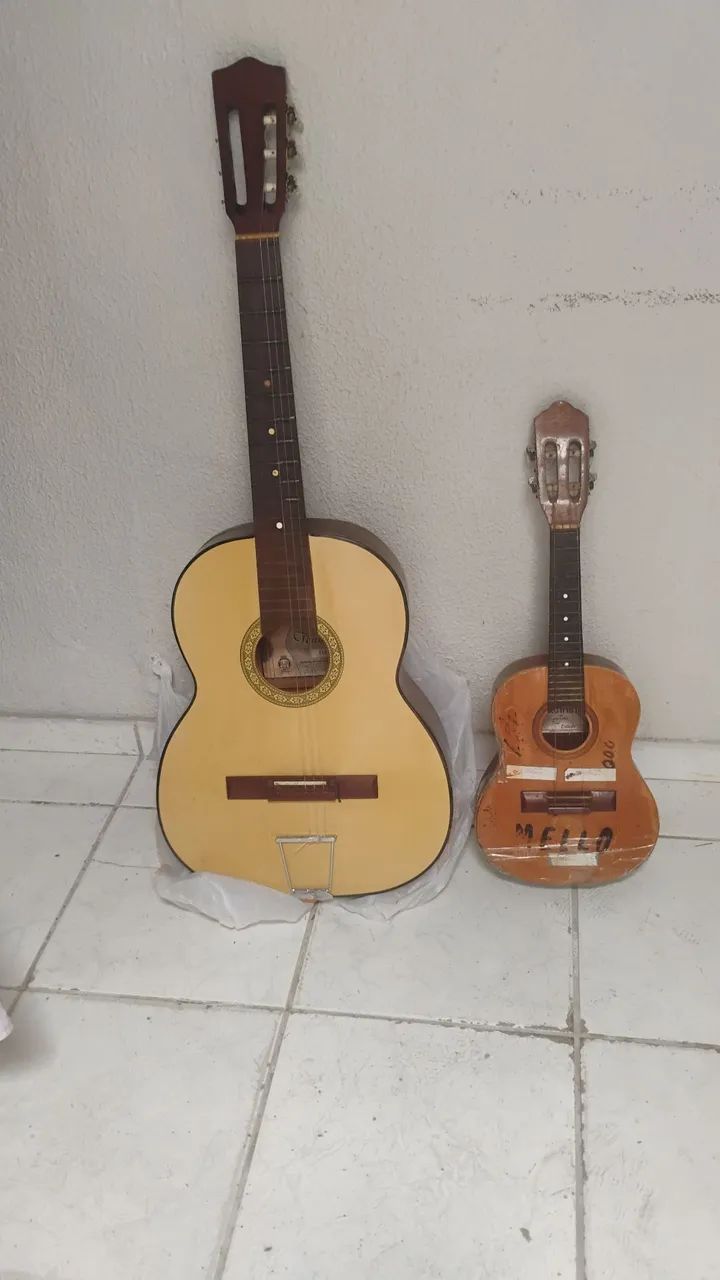 Vendo esse violão e esse cavaquinho  - Foto 3