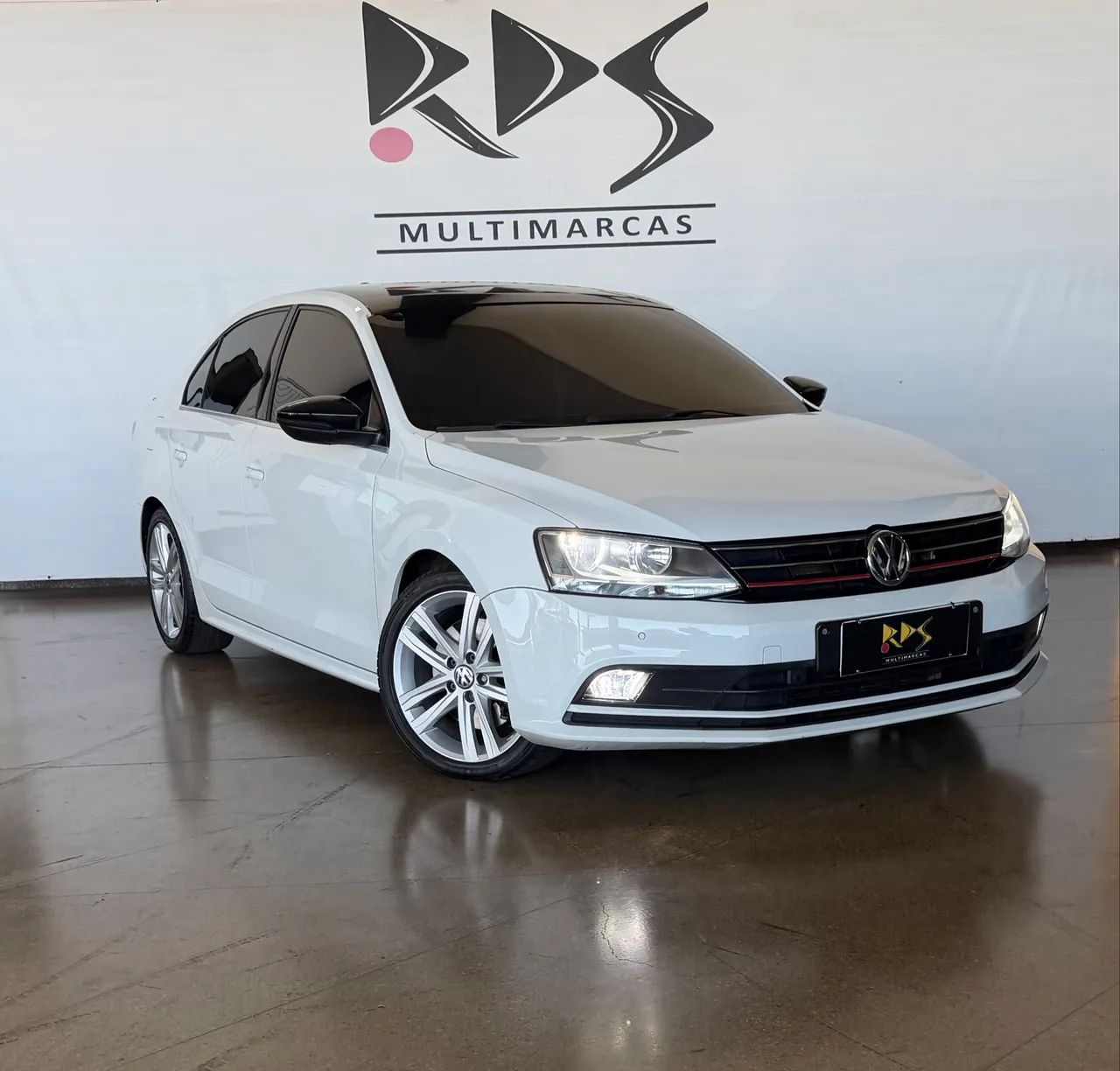 Volkswagen Jetta JETTA Highline 2.0 TSI 16V 4p Tiptronic 2015