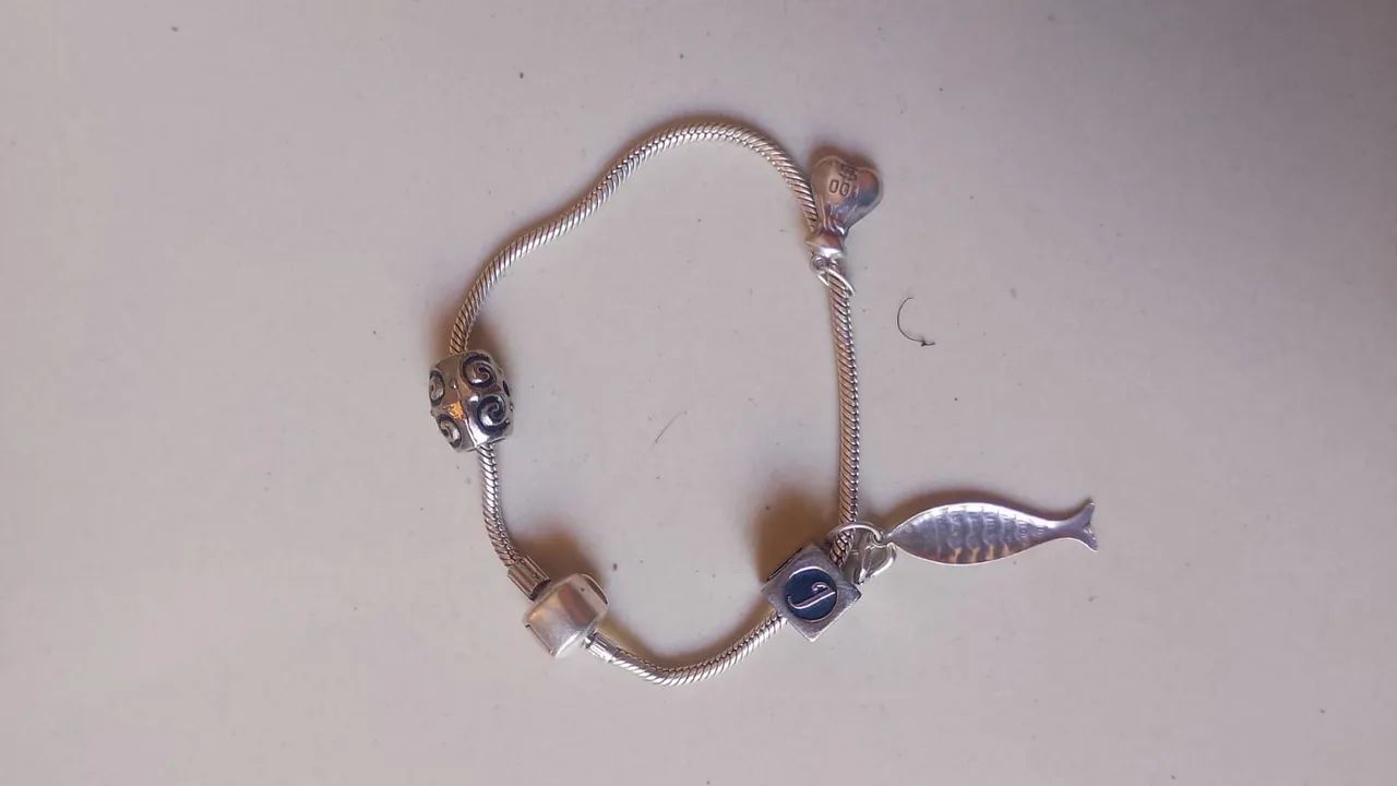 Venda de pulseira da Pandora 
