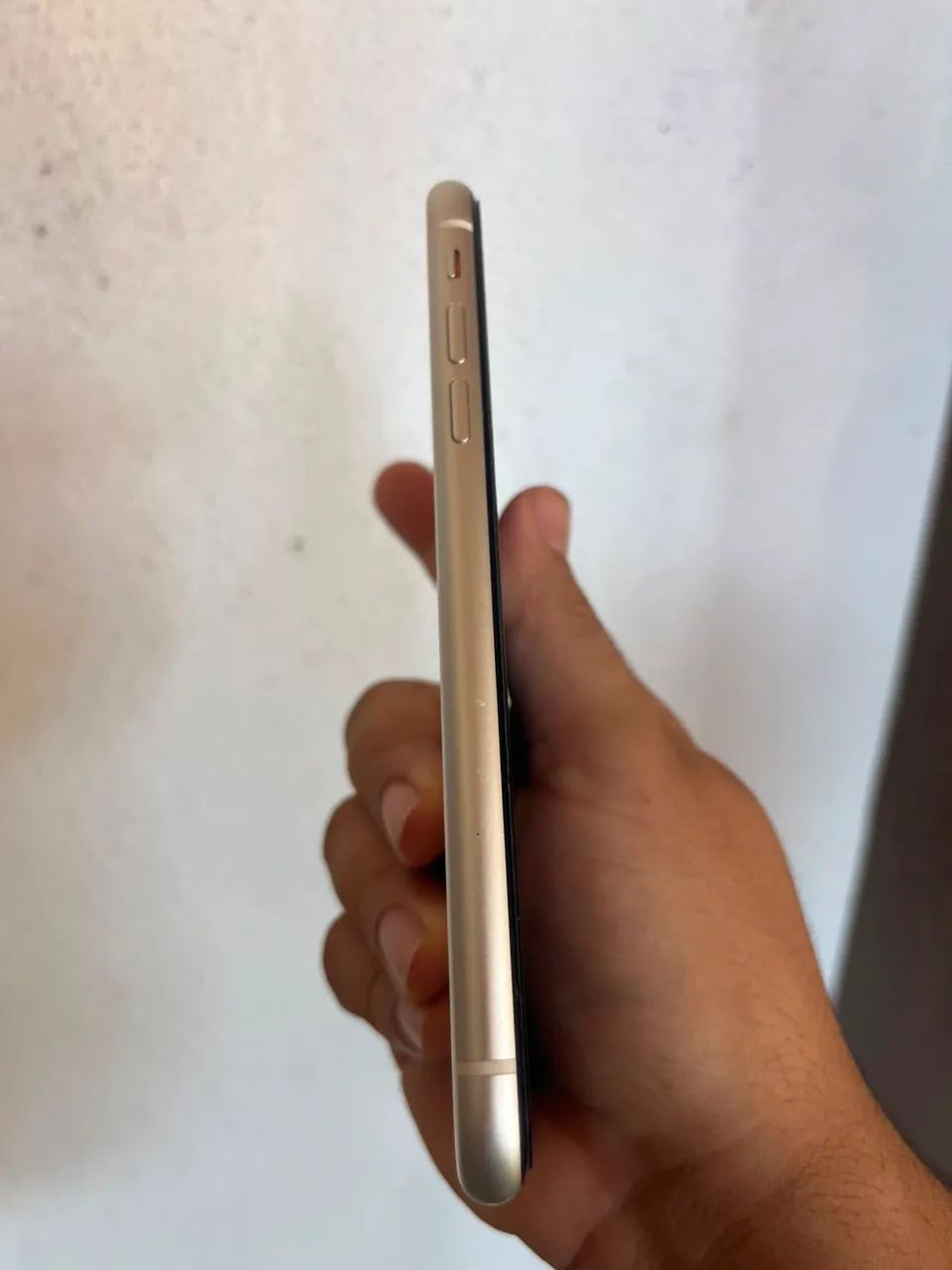 iPhone 11 branco 64gb - Foto 2
