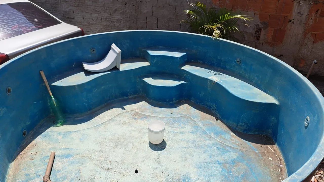 Vendo piscina de fibra  - Foto 2