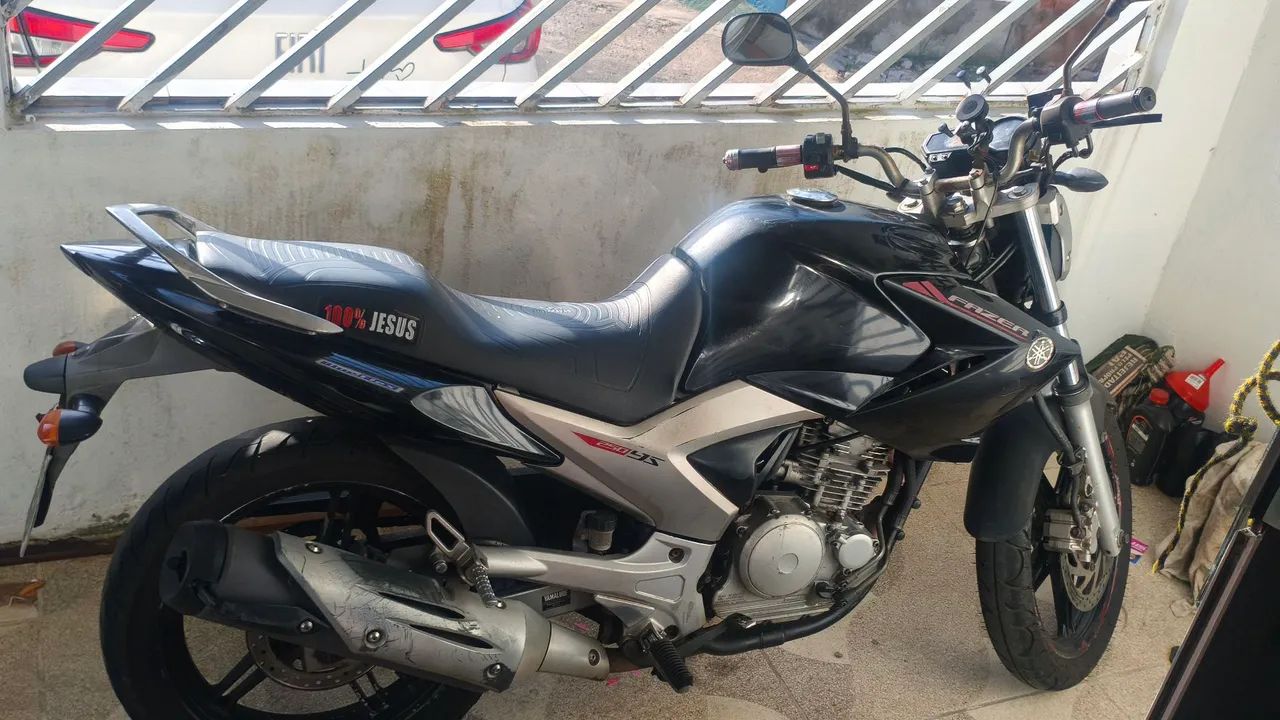 Fazer 250 13/14 preta - Foto 3
