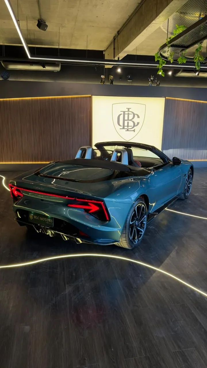 MG Cyberster AWD 2026 - Foto 5