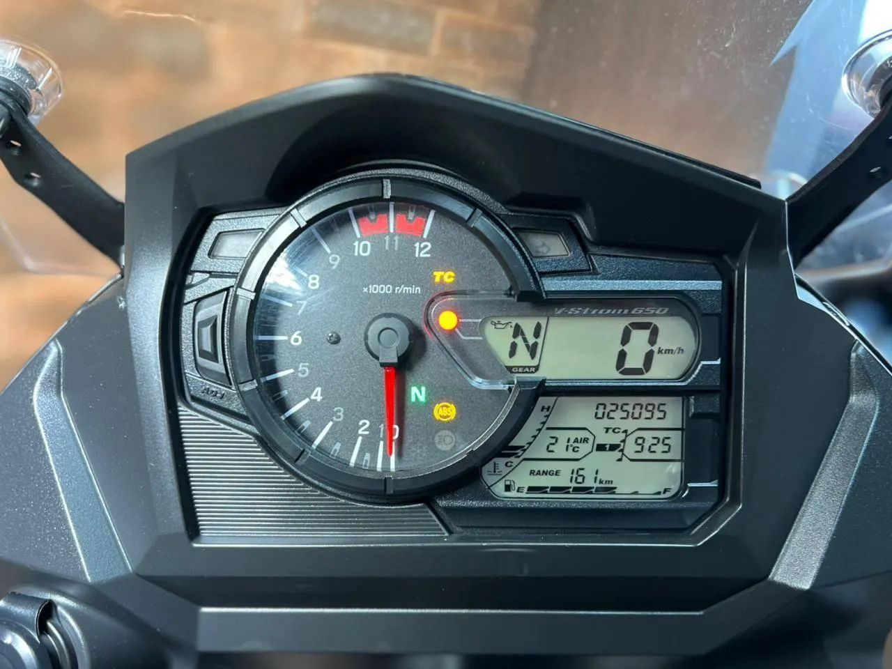 SUZUKI V-STROM 650 XT 2024 - Foto 4